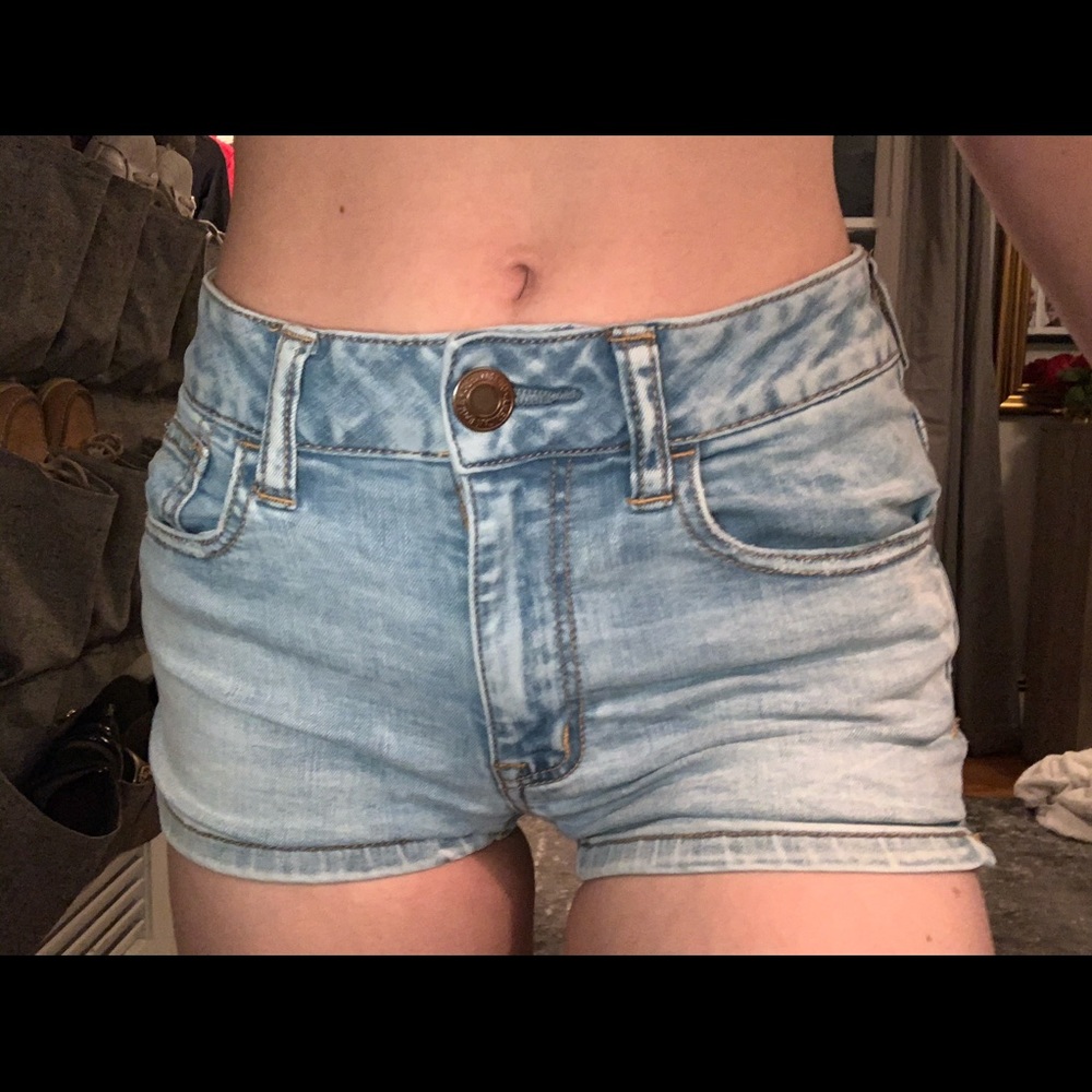 Lightwash Denim Booty Shorts